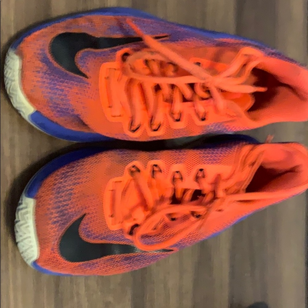 Boys youth Nike’s